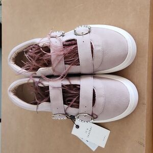 Zara leather sneaker with feather detail NWT